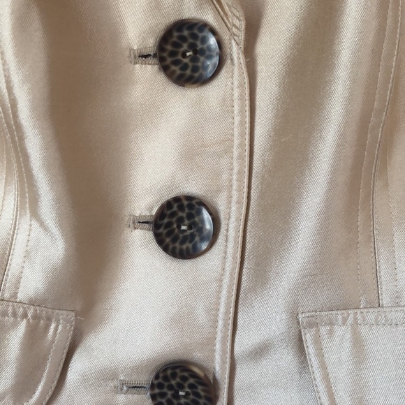 Kay Unger Gold Size 6 silk mix short jacket. - Picture 3 of 12